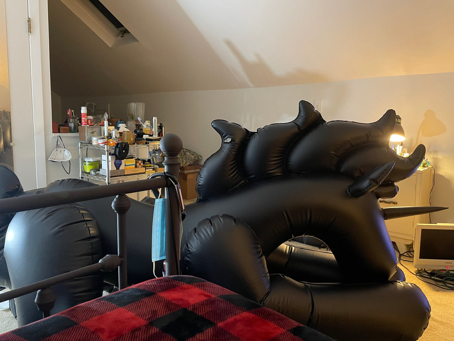 Inflatable unicorn blank black w/sph