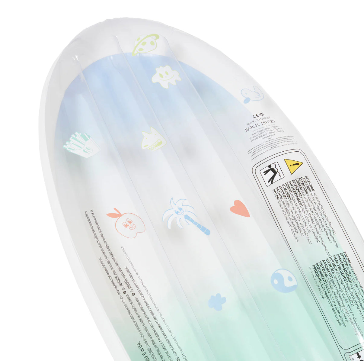 Inflatable skateboard by sunnylife