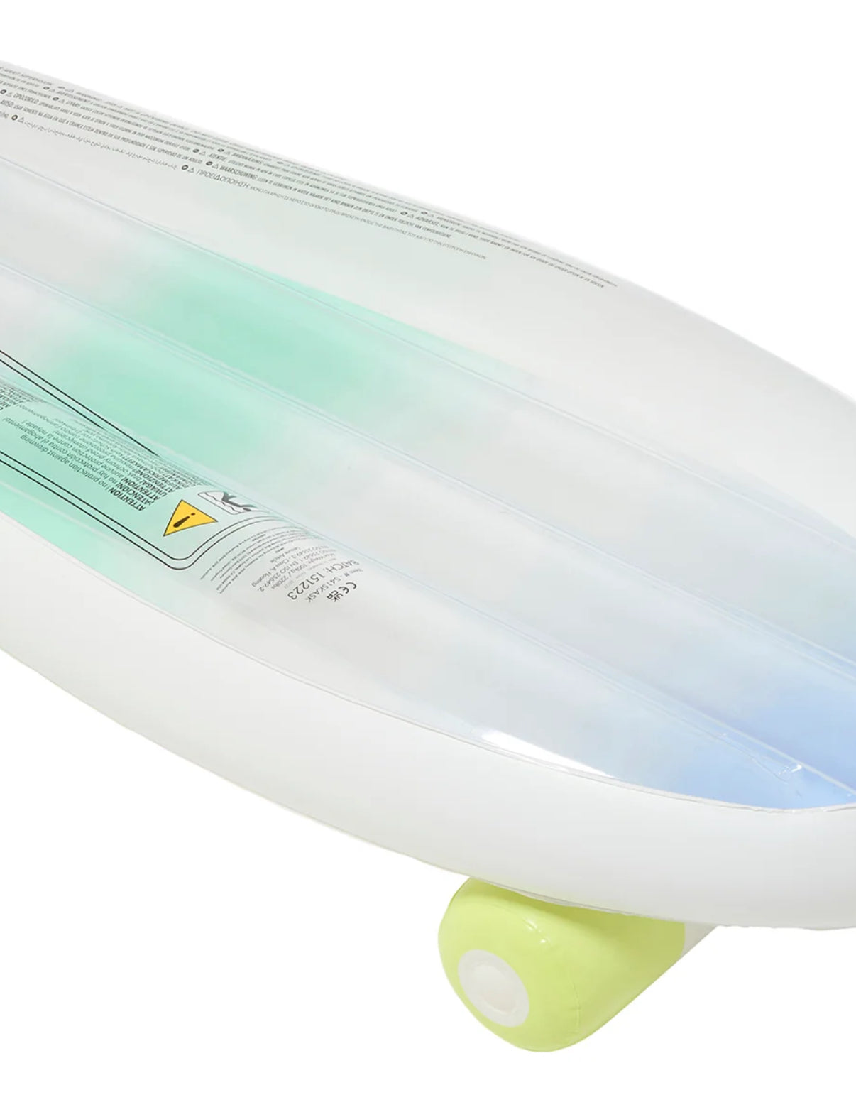 Inflatable skateboard by sunnylife