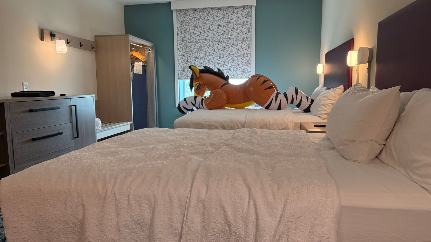 Pre-owned Zoey HORSEPLAYTOYS Horseplay inflatables