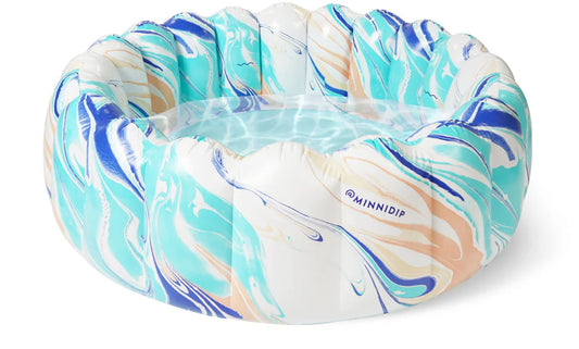 Mini tufted inflatable pool