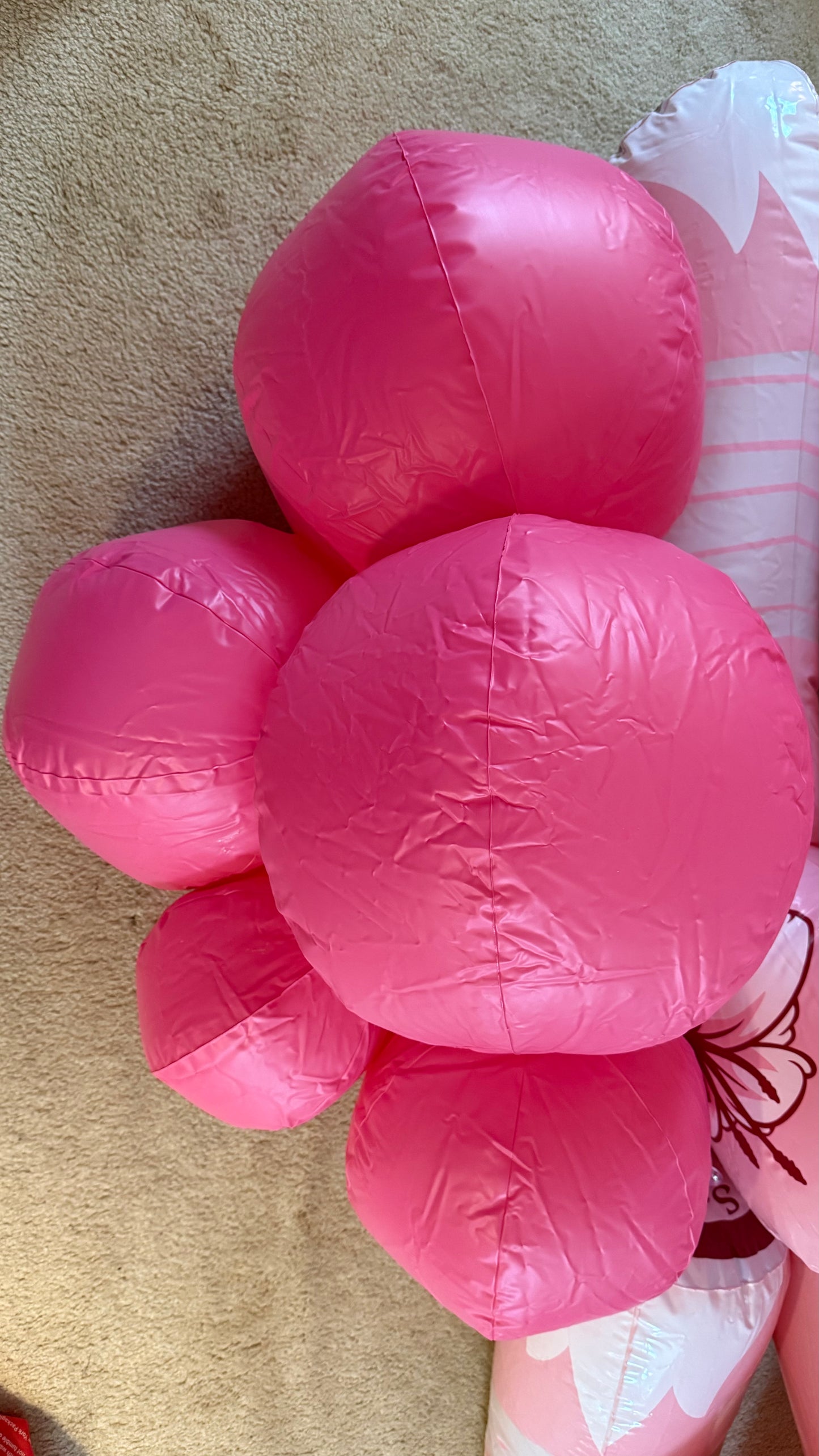 Welded beach balls (minidip)